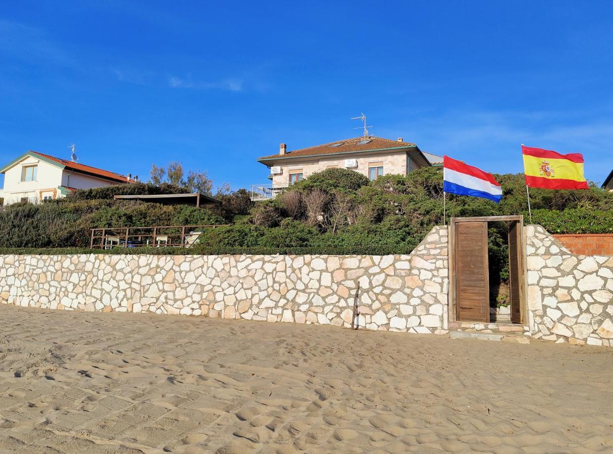 Le Dune Sea View Apartments - Futura Cav San Vincenzo Bagian luar foto