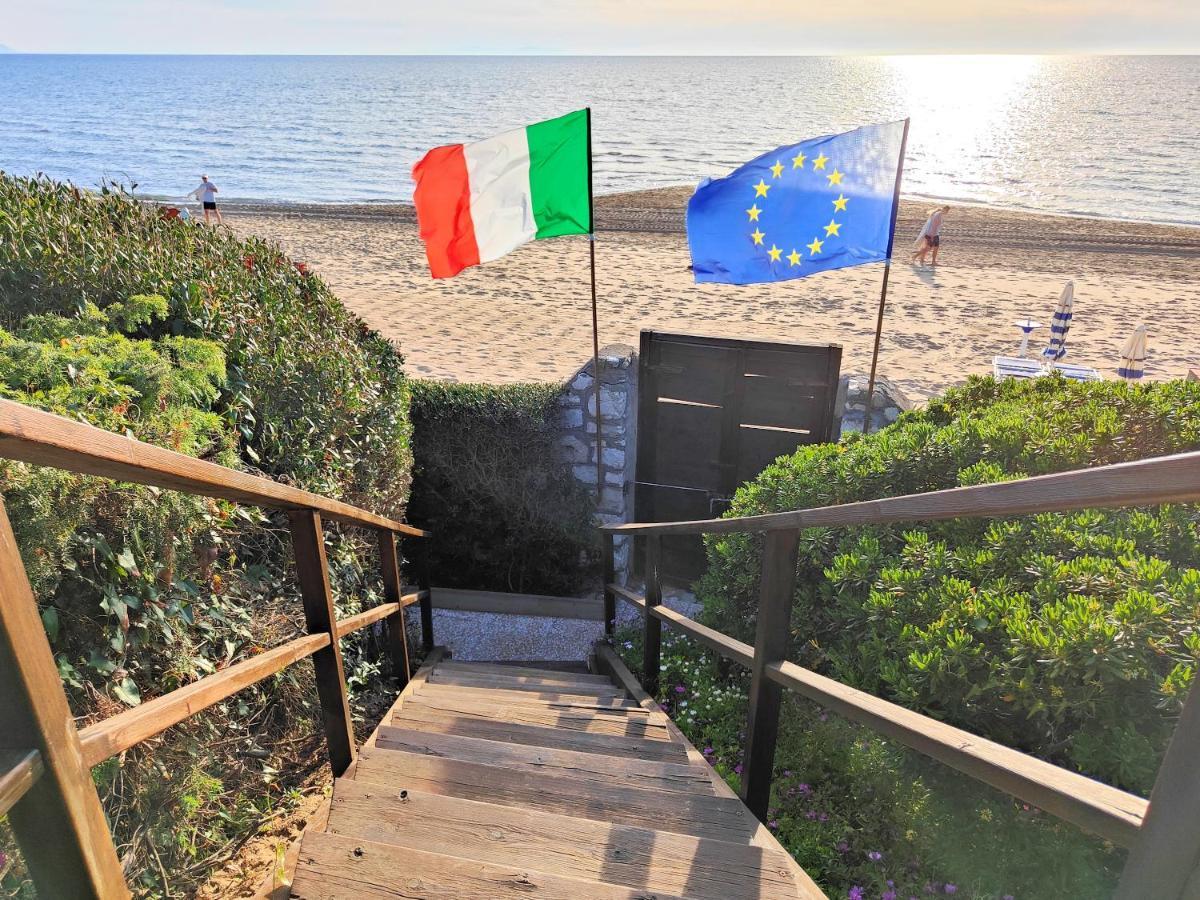 Le Dune Sea View Apartments - Futura Cav San Vincenzo Bagian luar foto